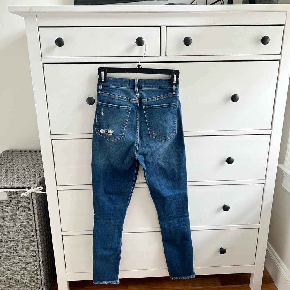 Abercrombie & Fitch Women’s Skinny Jeans - Dark Blue Distressed - Picture 5 of 8